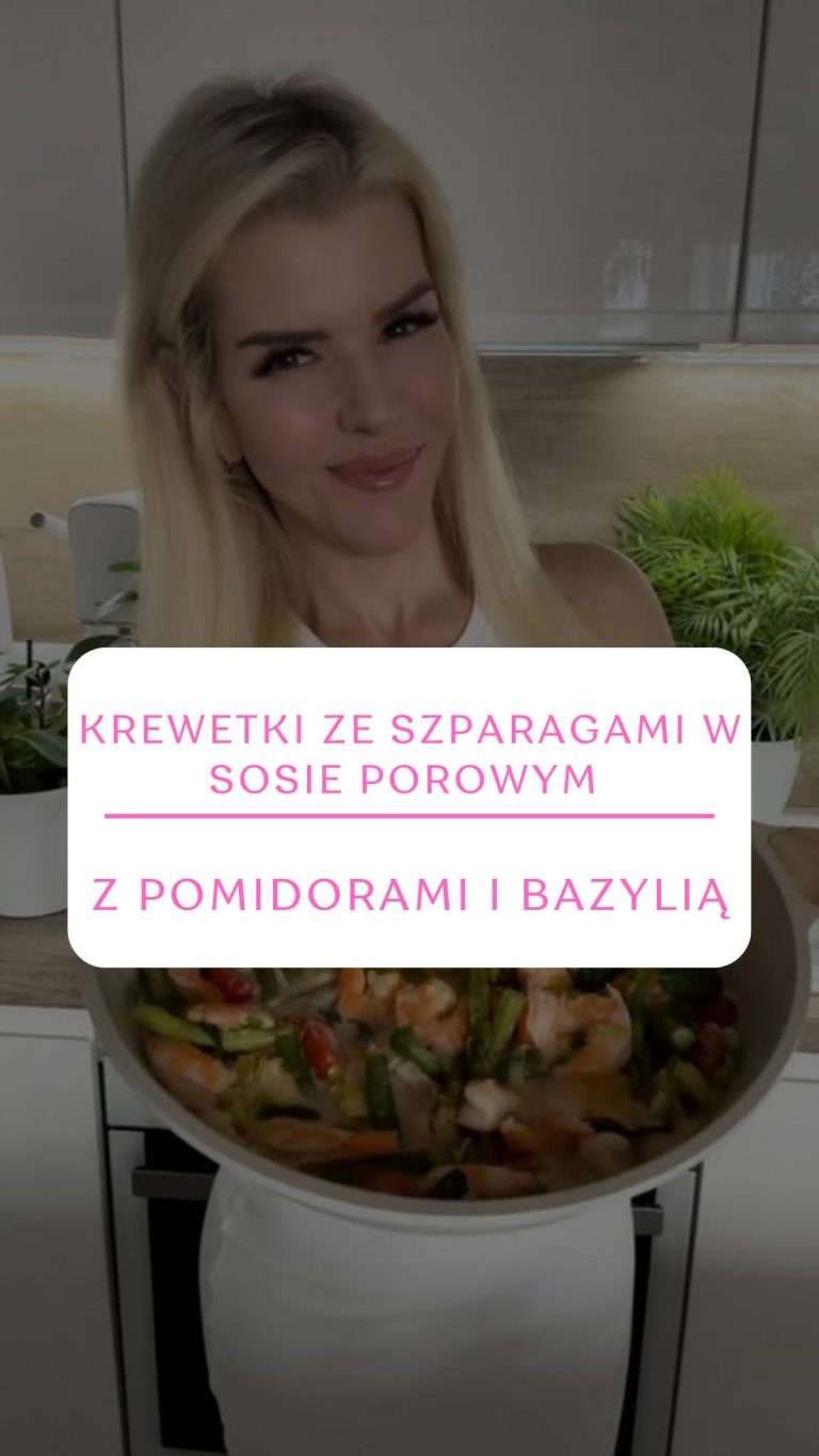 Krewetki ze szparagami w sosie porowym z bazylią i pomidorami